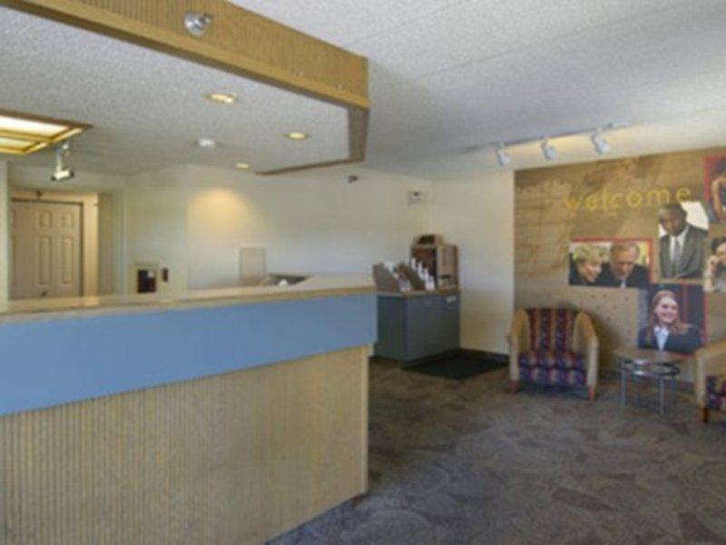 Bay Inn On Busch Тампа Екстериор снимка